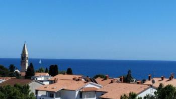 Perfect for renting 2-bedroom apartment in Umag outskirts 