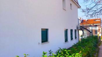 Maison unique de 3 appartements dans le quartier Centinera, Rovinj 