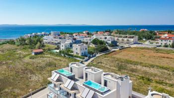 Lux attached villa in Privlaka, 100m from the sea, with roof top jacuzzi, for sale 