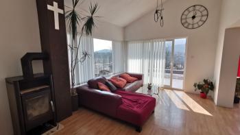 Apartment in Brešca, Matulji, for sale 