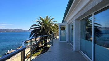 Villa by the sea in Umag area, for sale 