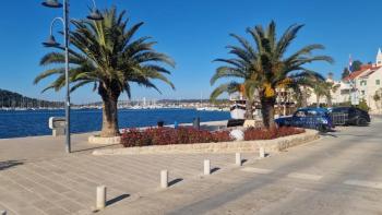 Magnifique nouvel appartement à Rogoznica, à 150m de la mer, à vendre 