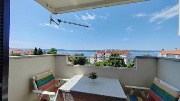 Apartment with 2 balconies and 2 bedrooms, 200m from the sea in Crikvenica, for sale 