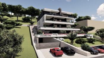 Moderne Wohnung in einem Neubau in Top-Lage in Opatija, mit Garage, großer Terrasse und Jacuzzi, zu verkaufen 