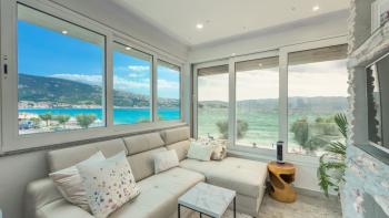 Appartement en première ligne à Baška, île de Krk, à vendre 