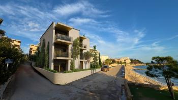 Apartments on the 1st line in Mandre, Kolan, for sale 