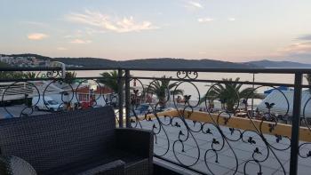 Tastefully renovated seafront building with stylish restaurant and three apartments on Ciovo 