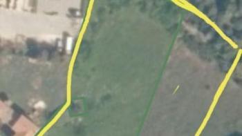 Urbanized land in Rovinj, 4.000m2 