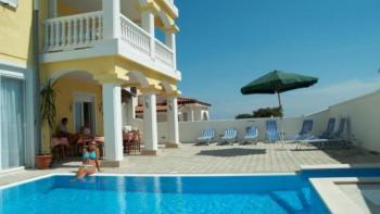 Hotel building for sale in Peroj just 700 meters from the sea with beautiful views 