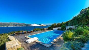 Wunderschön isolierte Villa in 1. Linie auf einer romantischen Insel in der Nähe von Dubrovnik! 