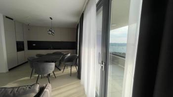 Luxury apartment in Medulin, 190 meters from the sea, with sea views 