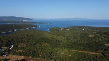Huge estate in Peruški, Marčana with sea views 