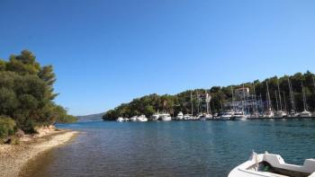 Olcsó ház Vrboska, Hvar 50 m-re a tengertől 