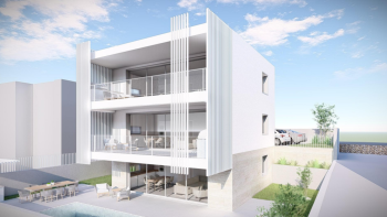Ground floor apartment with terrace and 2 parking spaces in Krk city, 200 meters from the sea 