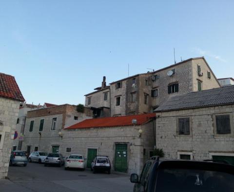 Investment project, North and Middle Dalmatia, Split, 1000 sq.m, 1 000 000 € - pic 2