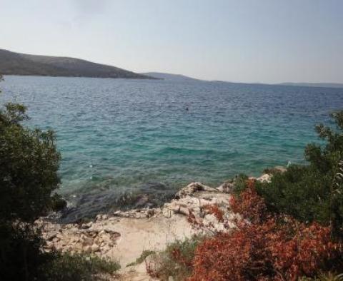 Gut positioniert auf einer grünen Halbinsel direkt am Meer Villa mit Zugang zum Strand, Kroatien - foto 12