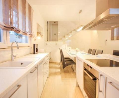 Właśnie ukończono nowoczesną willę na Ciovo! - pic 8