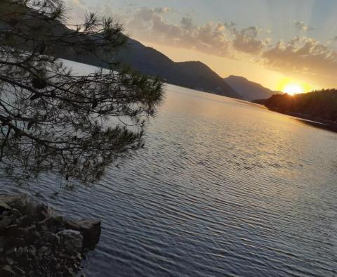 Unique farm land on Peljesac, over 21 hectares, 1st row to the sea - pic 6