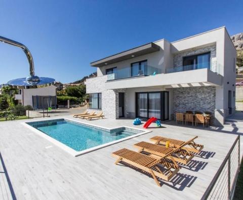 Modern villa with sea views in close vicinity of Split - pic 3
