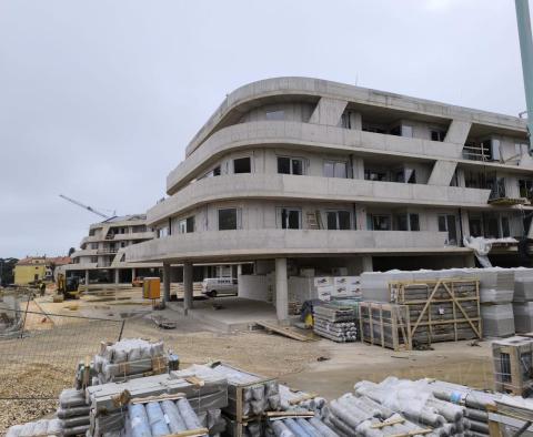 Luksusowy dwupoziomowy penthouse z trzema sypialniami w Porecu, 150 m od morza! - pic 13
