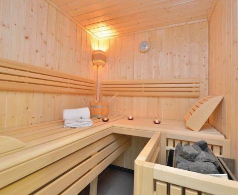 Wunderschöne 5*****-Sterne-Villa im rustikalen Stil, 100 m vom Meer entfernt! - foto 59