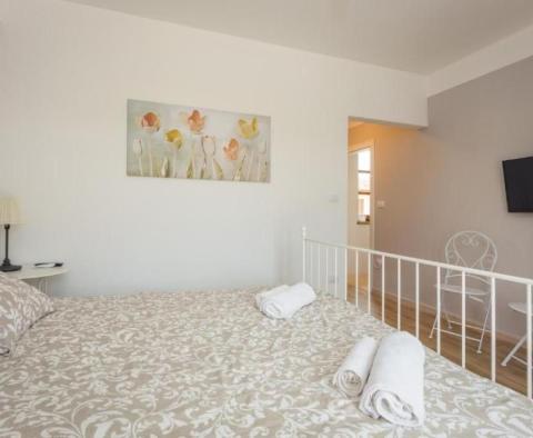 Urocza rustykalna willa z basenem w Svetvincenat! - pic 26