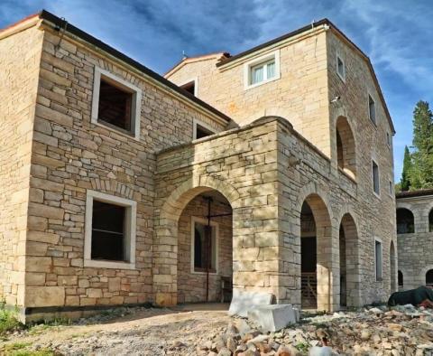 Magnificent stone villa in Rovinj area - pic 3