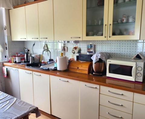 Dům se 4 apartmány na prodej v Umagu, pouze 2 km od moře - pic 15