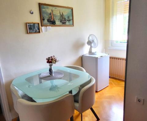 Dům se 4 apartmány na prodej v Umagu, pouze 2 km od moře - pic 21