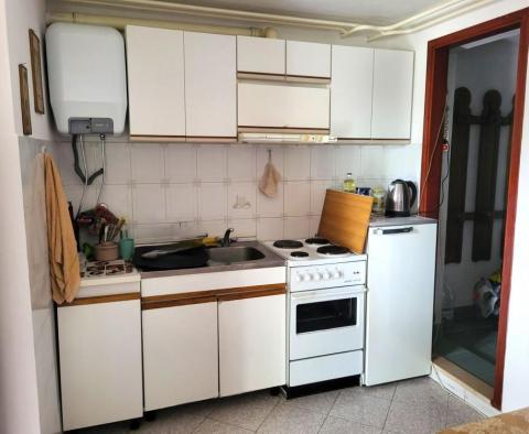 Dům se 4 apartmány na prodej v Umagu, pouze 2 km od moře - pic 24