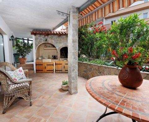 Spacious apartment in Split with a nice garden - pic 21