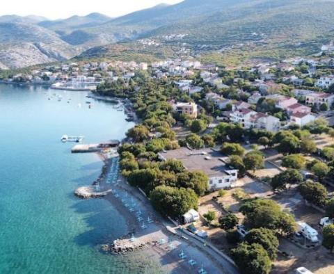 Land plot in Klenovica 150-200m from the sea with possibility to build 6 apartments building - pic 3