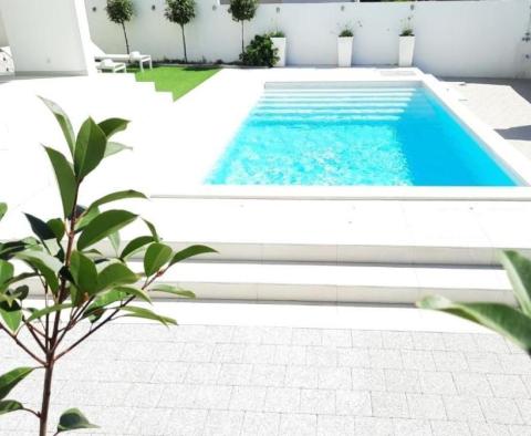 Fantastique nouvel hôtel moderne à Zadar - pic 7