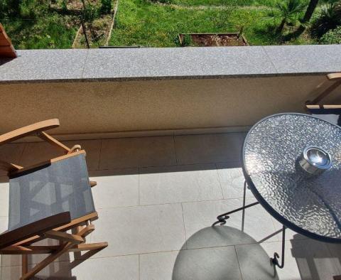 Dům se dvěma apartmány v prestižní lokalitě v Poreči - pic 41