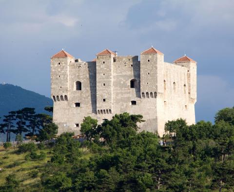 Magnifique nouveau projet à Senj comprenant marina pour 200 places et cale sèche - pic 4