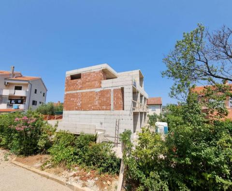 Nouvel appartement dans la ville de Krk, à 300m de la mer - pic 4