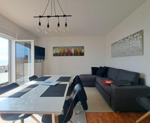 Étage entier de la maison avec vue, jardin et 2 places de parking au centre d'Opatija - pic 8