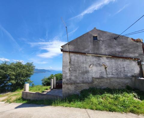 Investissement parfait à Brsec - maison individuelle à adapter avec vue mer - pic 2