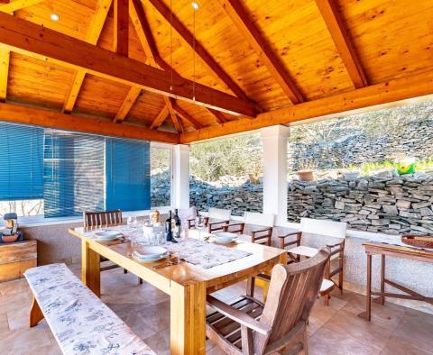 Ein Haus direkt am Meer in einer fantastischen Bucht auf der Insel Korcula, mit Bootsanlegeplatz davor - foto 10