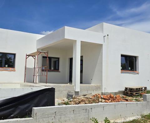 Erdgeschossvilla mit Swimmingpool in Svetvincenat - foto 6