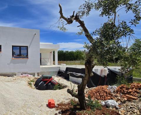 Erdgeschossvilla mit Swimmingpool in Svetvincenat - foto 8