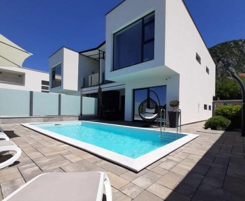 Deux villas modernes jumelées à Grižane-Belgrad, Vinodolska Općina - pic 7