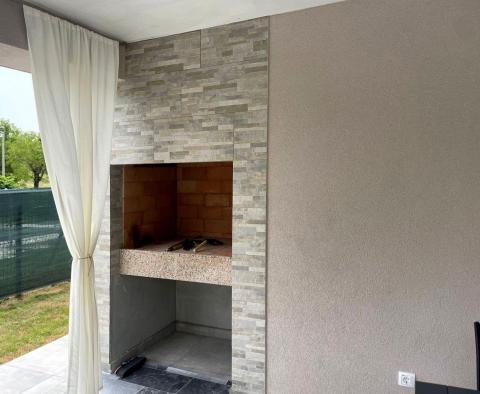 Villa avec piscine en bordure du village dans le quartier de Labin-Rabac - pic 10
