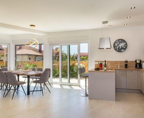 Neue Luxusvilla in Fazana zu verkaufen - foto 12