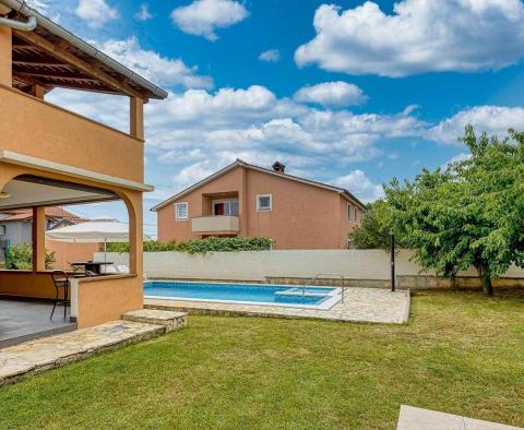 Villa in Loborika, Marčana, zu verkaufen - foto 10