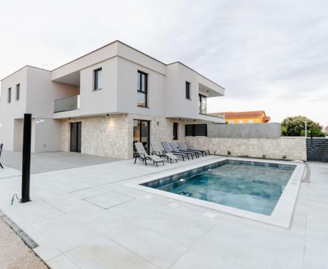 Maison jumelée exclusive avec piscine sur l'île de Pag - pic 7