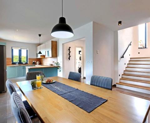 Villa with a panoramic view of the sea in Brtonigla - pic 36