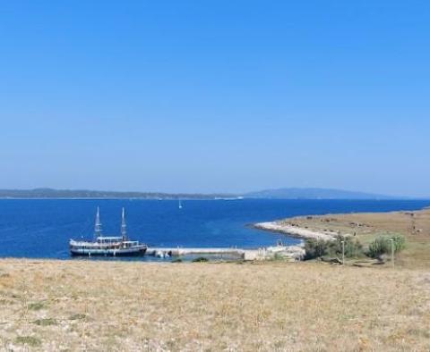 Stone house first row to the sea on an island in Mali Losinj area! - pic 9
