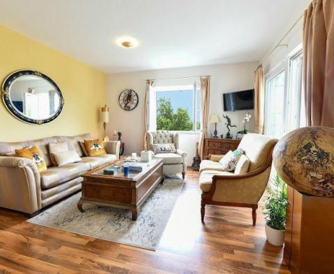 Beautiful detached house with pool and sea view in Grizane - pic 18
