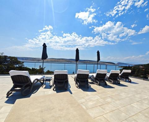 Exclusive villa with panoramic sea view in Jardanovo, mere 50 meters from the sea - pic 2